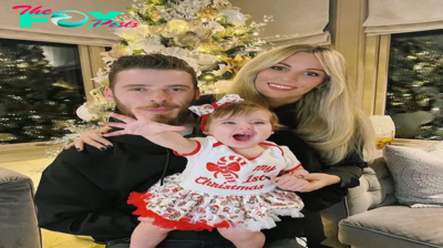 tl.Venture into the premises of David de Gea’s $3.8 million mansion – A cozy haven he built for his family during his time at Manchester United, where not only does it boast five comfortable bedrooms, but also a tennis court along with other amenities…