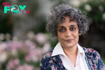 Arundhati Roy Wins PEN Pinter Prize Amid Indian Prosecution Threat