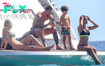 son.Lionel Messi and two former Barca teammates enjoy a family vacation.