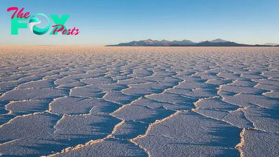 Salar de Uyuni: The world's largest salt desert and lithium reservoir surrounded by volcanoes