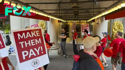 Thousands of U.S. Hotel Workers Strike Over Labor Day Weekend