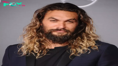 Less than a month after painful divorce, Jason Momoa, 44, “begging” star for a date – and you might recognize her