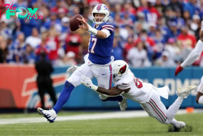 Is Josh Allen playing in NFL Thursday Night Football against the Dolphins? Hand injury update