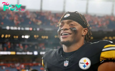 Will Pittsburgh Steelers quarterback Justin Fields start in Week 3 against Los Angeles Chargers?