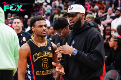 Will Bronny James & LeBron James play together this season? Lakers coach JJ Redick has a plan