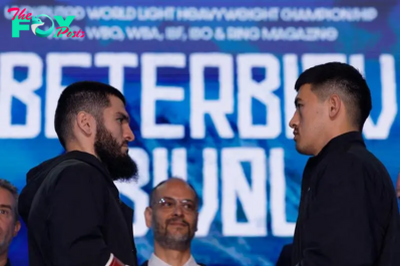 Artur Beterbiev confident of KO in Dmitry Bivol fight