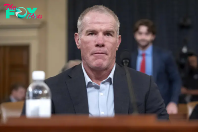 Retired NFL Quarterback Brett Favre Says He Has Parkinson’s Disease