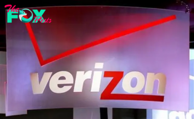 Verizon users across the US report widespread outages, phones stuck in SOS mode