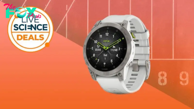 This Garmin smartwatch is now $400 off matching last year's Black Friday price