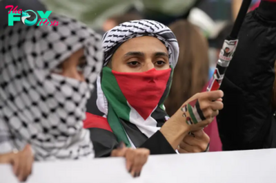 Thousands Join Pro-Palestinian Rallies Around the Globe as Oct. 7 Anniversary Nears