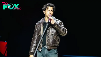 Joe Jonas seen ‘kissing” mystery woman in Paris as he moves on from divorce.cau