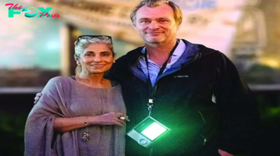 Dimple Kapadia left earrings for Christopher Nolan | The Express Tribune