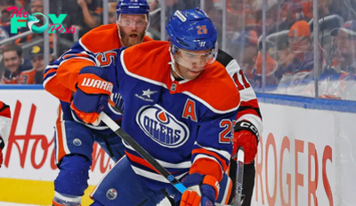 Oilers vs Golden Knights Prediction, Picks & Odds for Tonight’s NHL Game