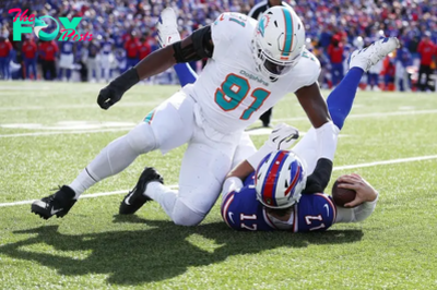 Dolphins' Emmanuel Ogbah is unstoppable, battling through painful injury