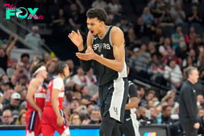 Los Angeles Lakers at San Antonio Spurs odds, picks and predictions