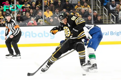 Vancouver Canucks at Boston Bruins odds, picks and predictions