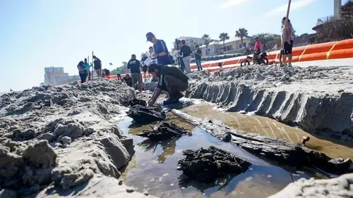 Florida beach erosion uncovers wooden ship from 1800s