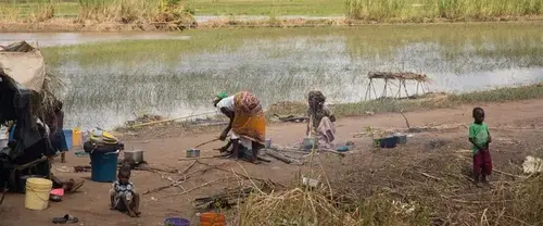 Mozambique works to contain cholera outbreak after cyclone