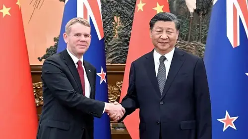 New Zealand Prime Minister Hipkins visits China to boost economic ties