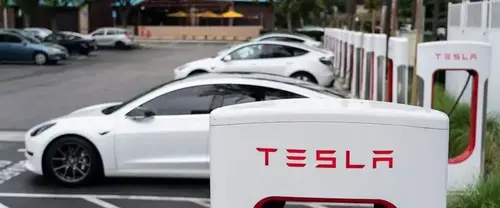 Tesla shares accelerate toward $300 on spike in deliveries and charging deal with major automakers