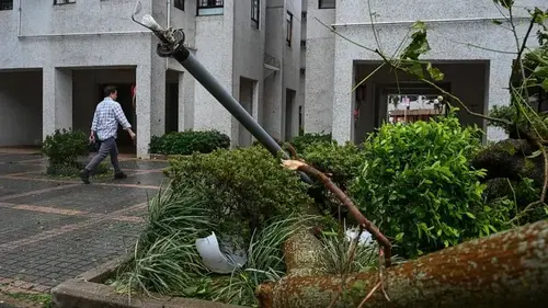 Taiwan suspends work, transport and classes as island braces for arrival of Typhoon Haikui