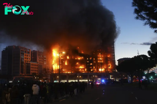 Forensic Police Find 10th Body in Charred Remnants of Spanish Apartment Building