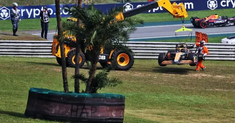 Ricciardo handed heavy penalty for final race in Abu Dhabi