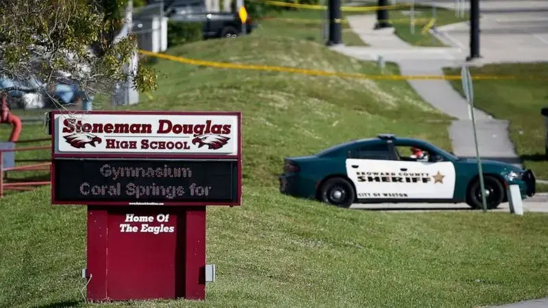 Board fires schools chief after Parkland massacre report