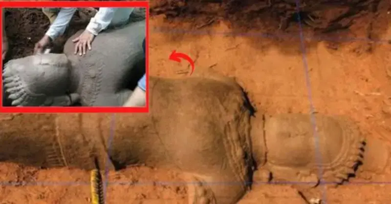Unexpected Discovery of a Magnificent Ancient Statue in the Angkor Complex in Cambodia