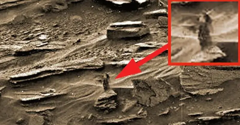 This Alien Female Was Recorded Walking On Mars – She Appears To Stalk NASA’s Curiosity Rover