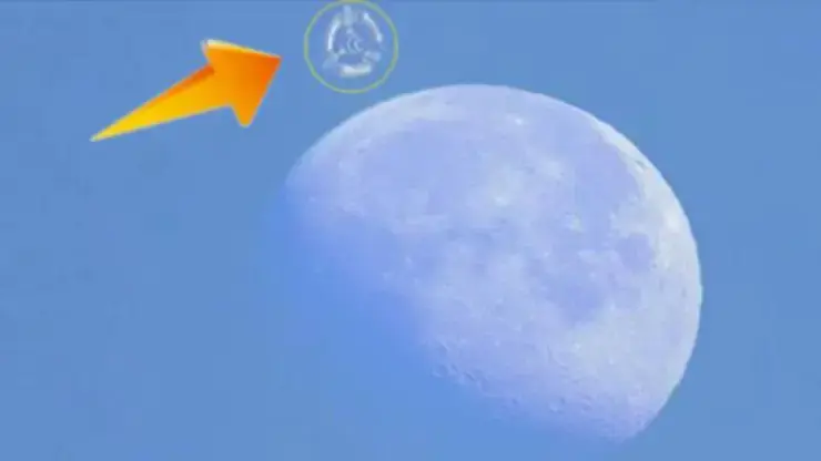 Video Of An Alien UFO Captured Close To The Moon Alarmed All Ufologists.