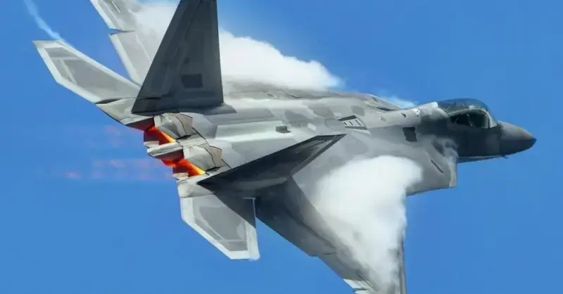 Why There Are Only 186 F-22 Raptor Stealth Fighters In The Air Force