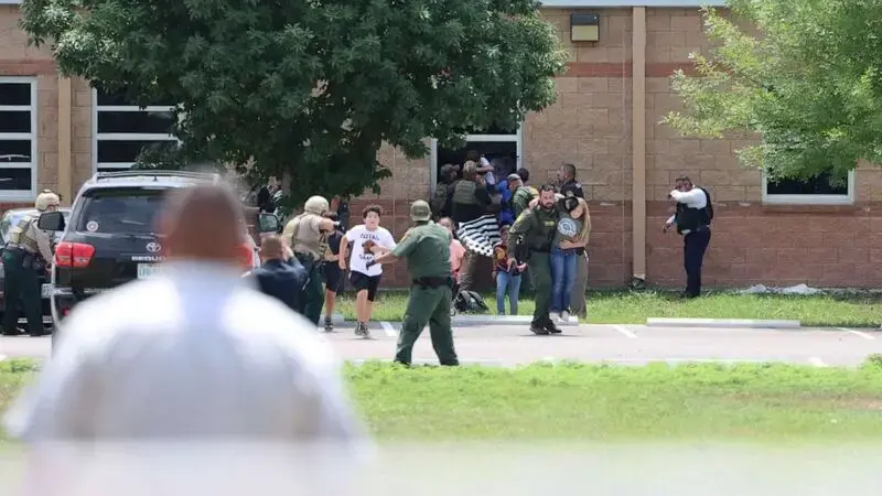 Timeline: How the shooting at a Texas elementary school unfolded