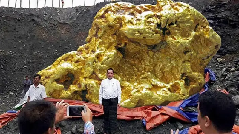 Welcome Stranger Nugget : World’s Largest Gold Nugget found in Australia