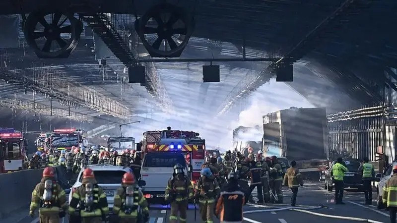 Fire after highway crash in South Korea kills 5, injures 37