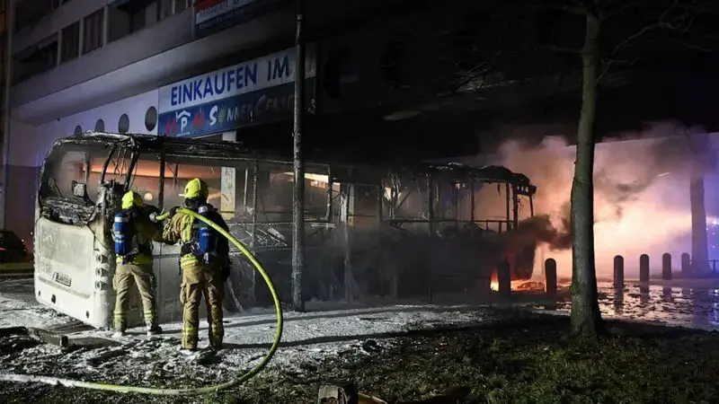 Germany condemns New Year's attacks on fire, police officers