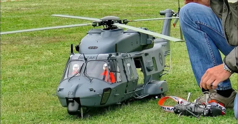 WOW ! аmаzіпɡ !!! RC NH-90 ELECTRIC SCALE MODEL HELICOPTER WITH FASCINATING DETAILS fɩіɡһt DEMO