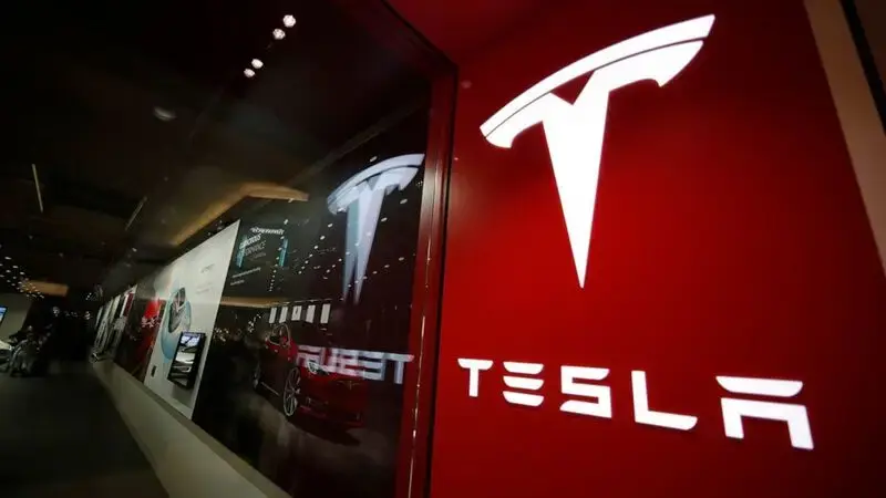 Tesla shares tumble after company misses delivery target