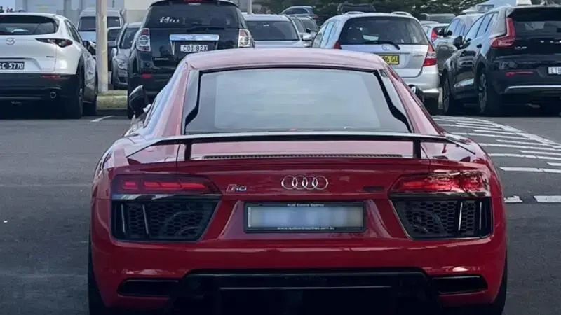 Audi driver hits back over his parking that divided the internet