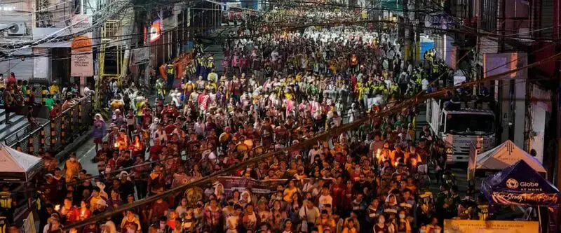 Filipino Catholics hold big procession after pandemic eases