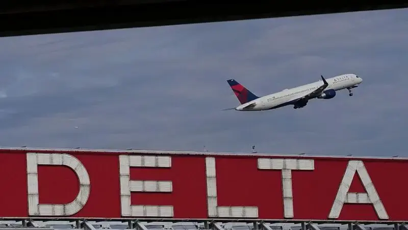 Holiday payoff: Delta Air Lines posts $828M profit in 4Q