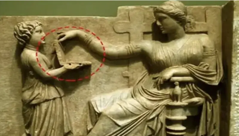 Is This Mysterious Ancient Greek Laptop The Final Proof For Time Travel?