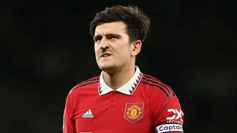 Harry Maguire praises Man Utd's squad depth after losing starting spot