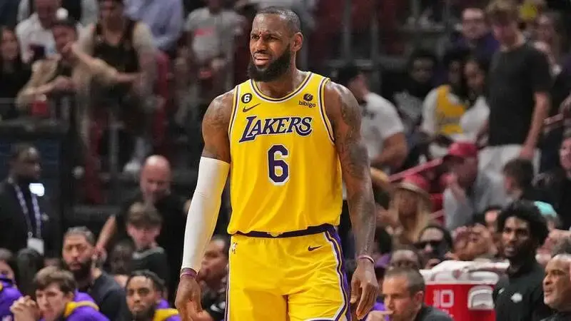 Ranking NBA's most disappointing teams: Lakers and Warriors falling short; Blazers, Wolves swung and missed