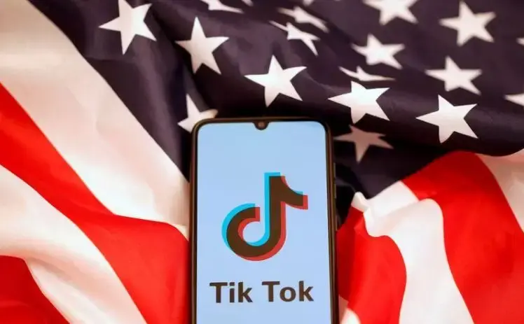 Senator urges Apple, Google to kick TikTok out of app stores