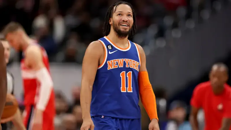 Jalen Brunson, sizzling since his All-Star snub, has Knicks positioned for playoff return