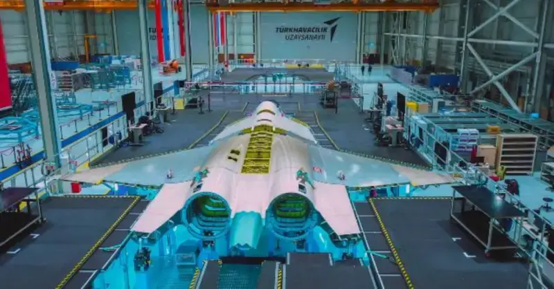 Turkey is simultaneously manufacturing and demonstrating its fifth-generation “F-22” fighter