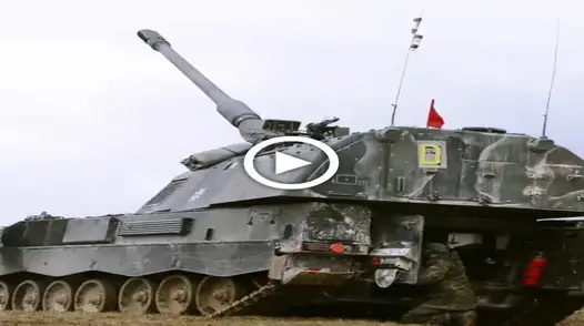 This is the most incredible giant self-propelled howitzer ever constructed