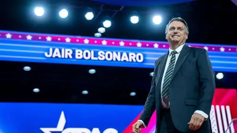 Bolsonaro returns to Brazil after 3-month stint in Florida