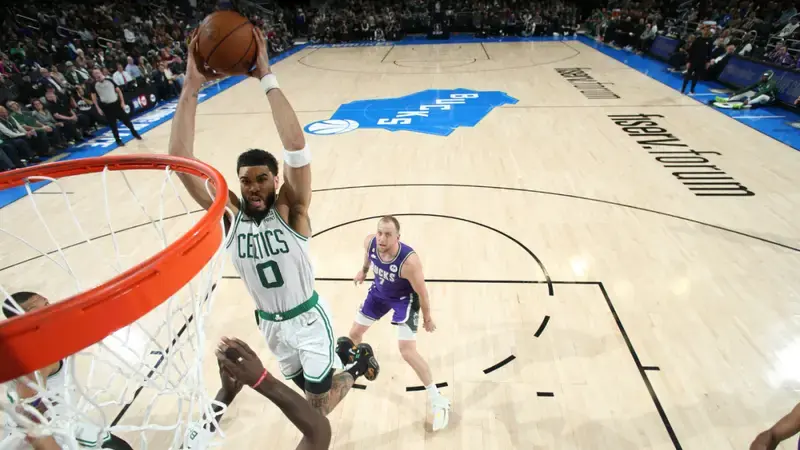 Celtics vs. Bucks takeaways: Jayson Tatum goes off, Boston keeps hopes for No. 1 seed alive with dominant win